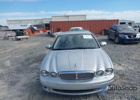 2007 Jaguar X-Type 3.0 из США, поврежденный, VIN SAJWA51A67WJ09700
